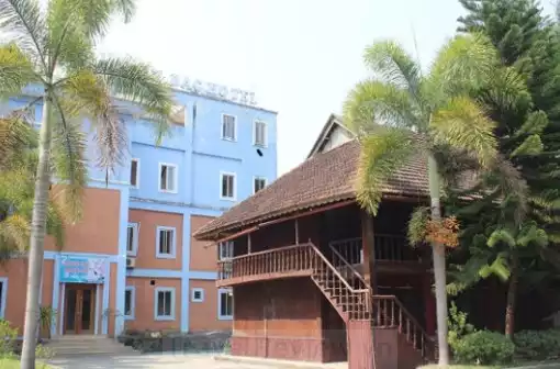 Khách sạn Hồng Nhung