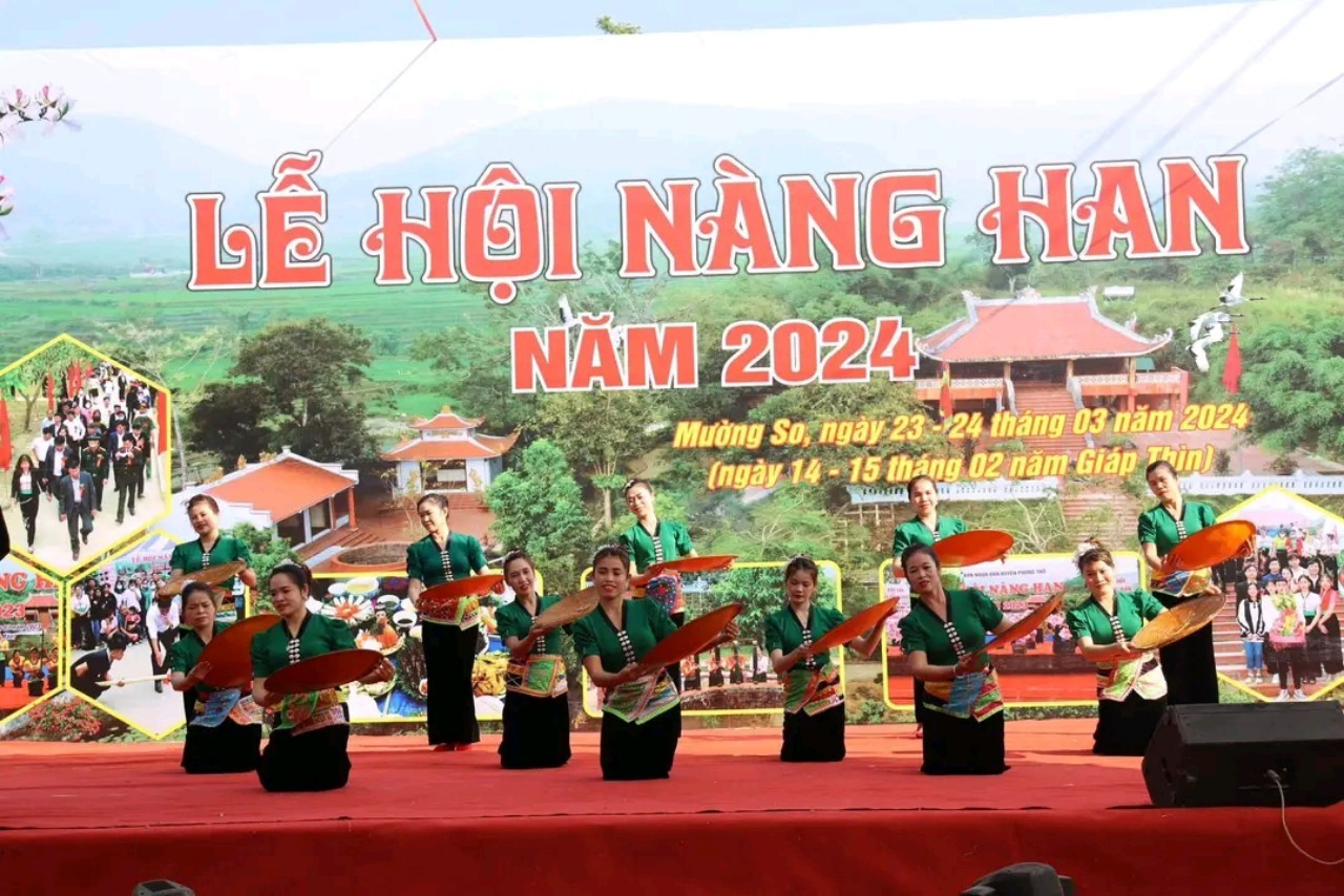 Đặc sắc Lễ hội Nàng Han người Thái trắng Phong Thổ
