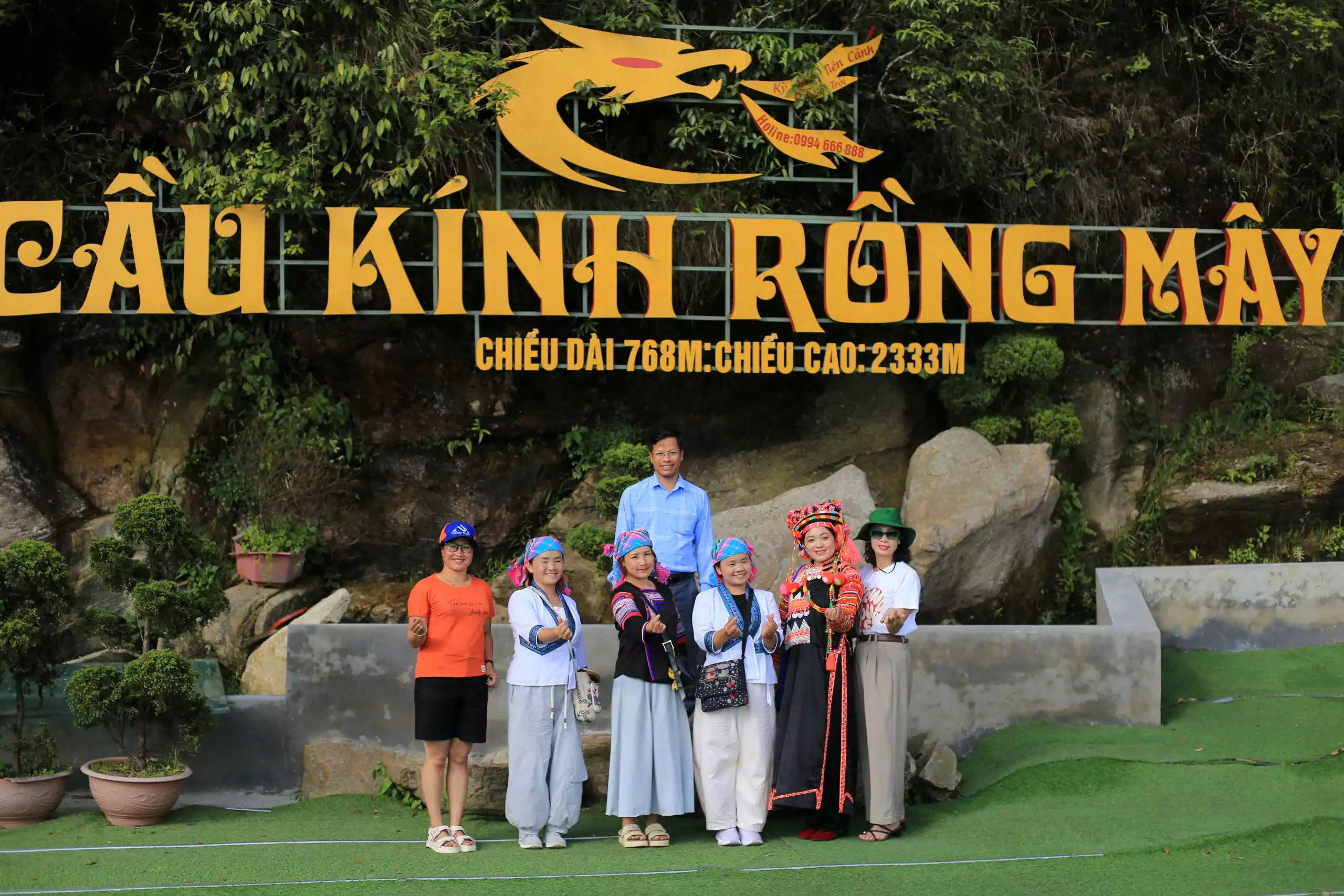 Đoàn Famtrip khảo sát, quảng bá địa điểm du lịch, vùng nguyên liệu, sản phẩm OCOP tỉnh Lai Châu năm 2025
