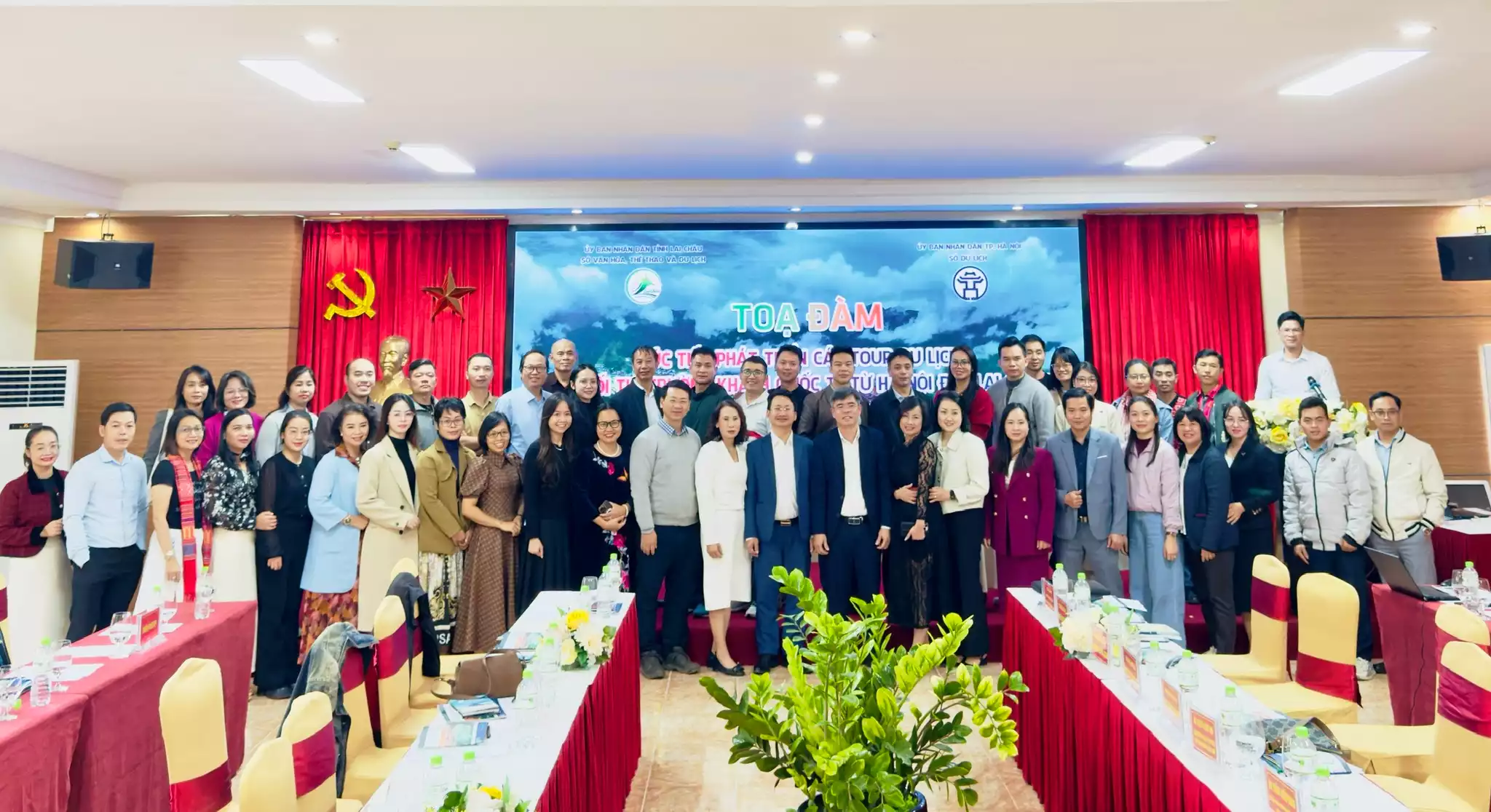 Tọa đàm xúc tiến phát triển tour du lịch kết nối thị trường khách quốc tế từ Hà Nội đến Lai Châu