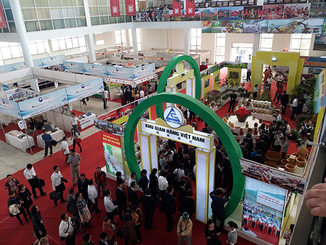 LAI CHAU PARTICIPATES AT THE 19th VIETNAM INTERNATIONAL TRADE FESTIVAL (LAO CAI), 2019